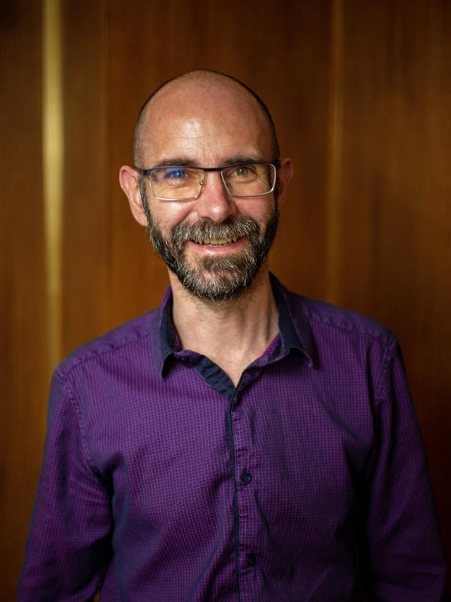 Portait de Fabien BALESSE, responsable Infrastructure et Hébergement